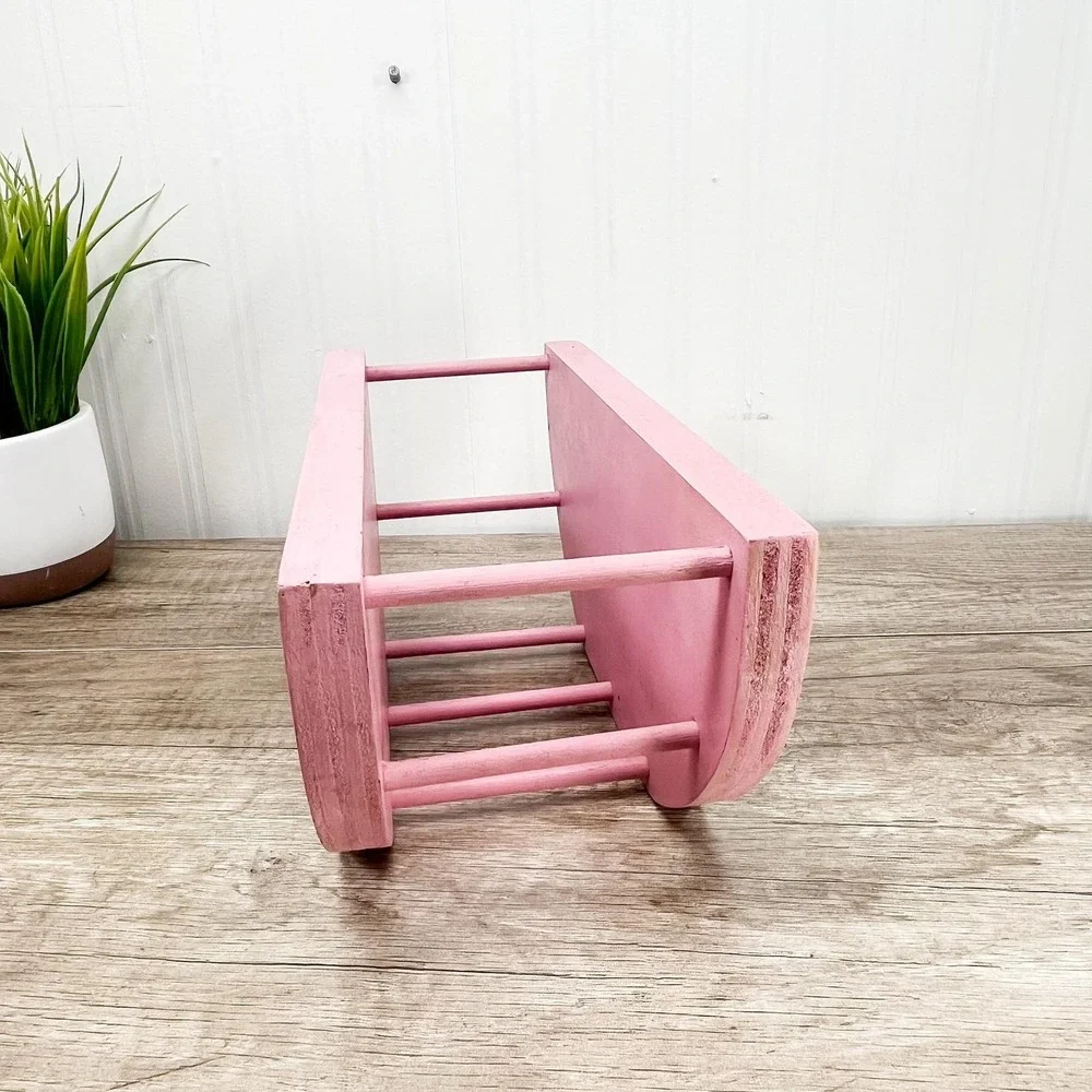 Vintage Wooden Shelf with Painted Bee‎ & Daisies: Play Haus Whimsical Decor